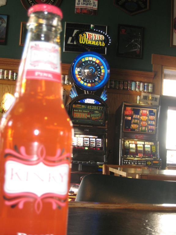 Deadwood Dick'S Hotel מראה חיצוני תמונה