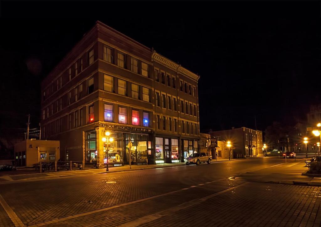 Deadwood Dick'S Hotel מראה חיצוני תמונה