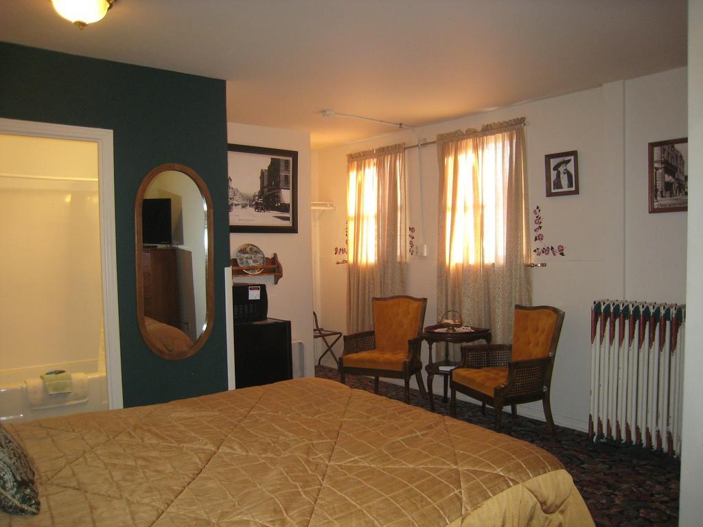 Deadwood Dick'S Hotel חדר תמונה