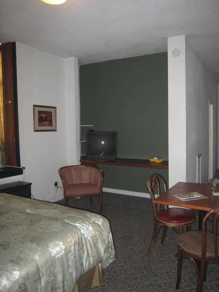 Deadwood Dick'S Hotel מראה חיצוני תמונה